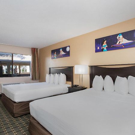 Stanford Inn & Suites Anaheim Luaran gambar