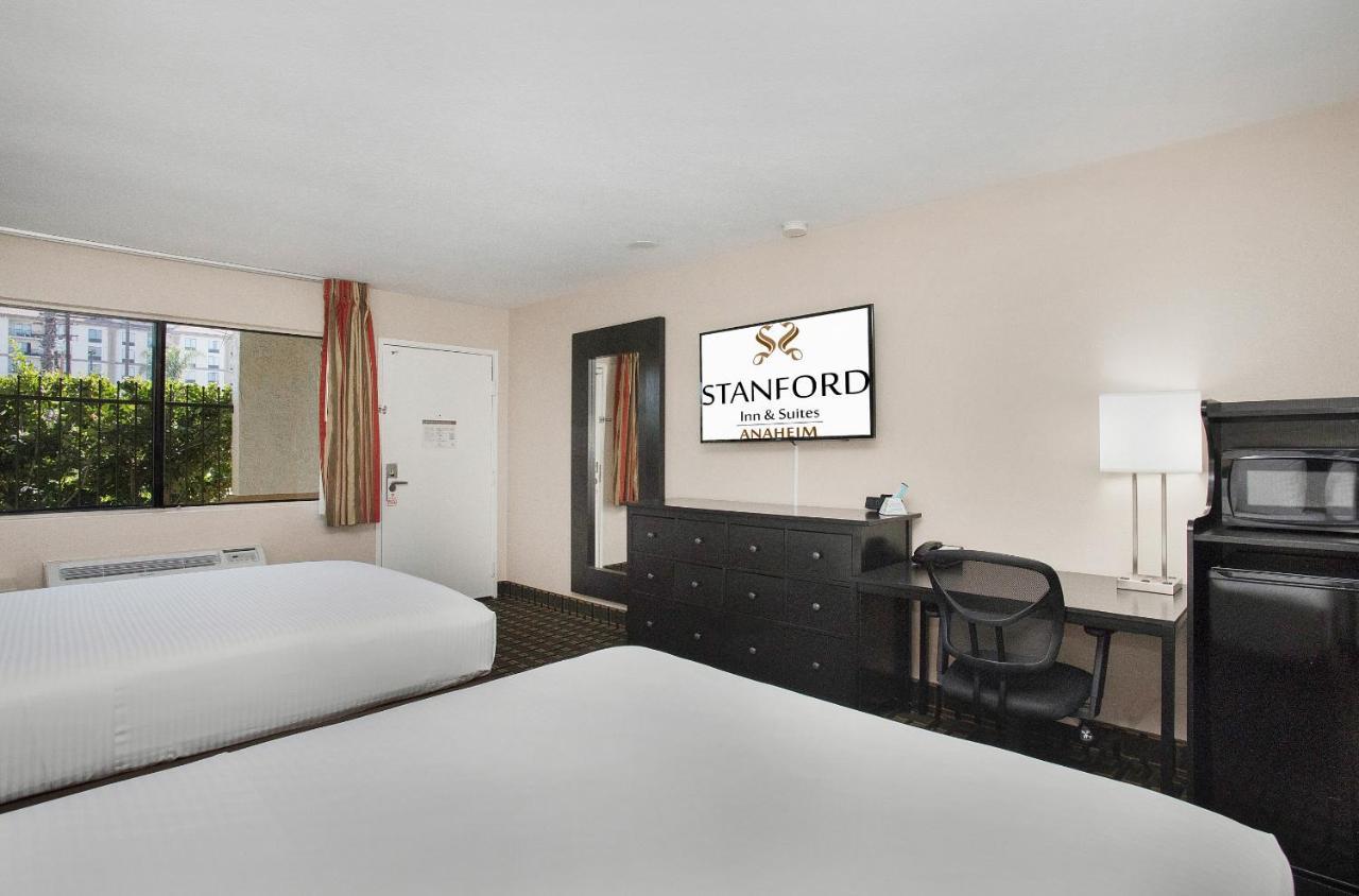 Stanford Inn & Suites Anaheim Luaran gambar