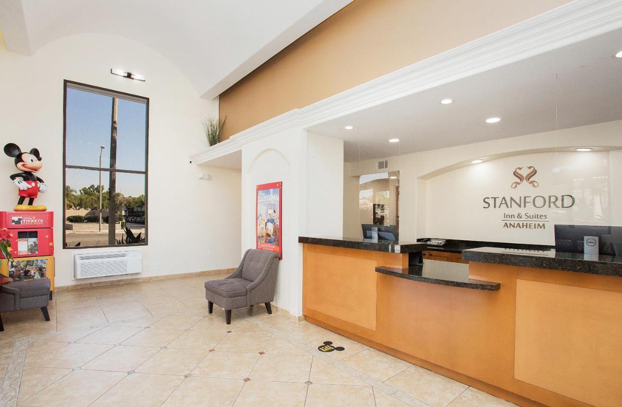 Stanford Inn & Suites Anaheim Luaran gambar