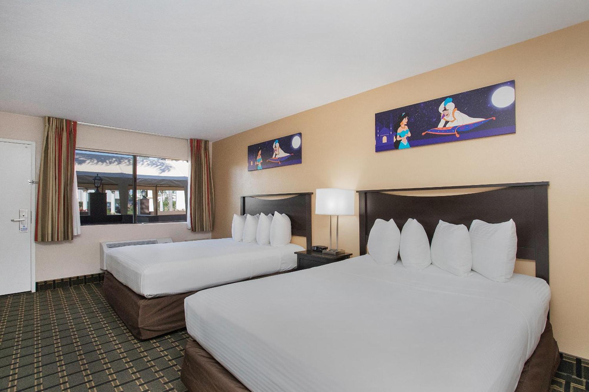 Stanford Inn & Suites Anaheim Luaran gambar