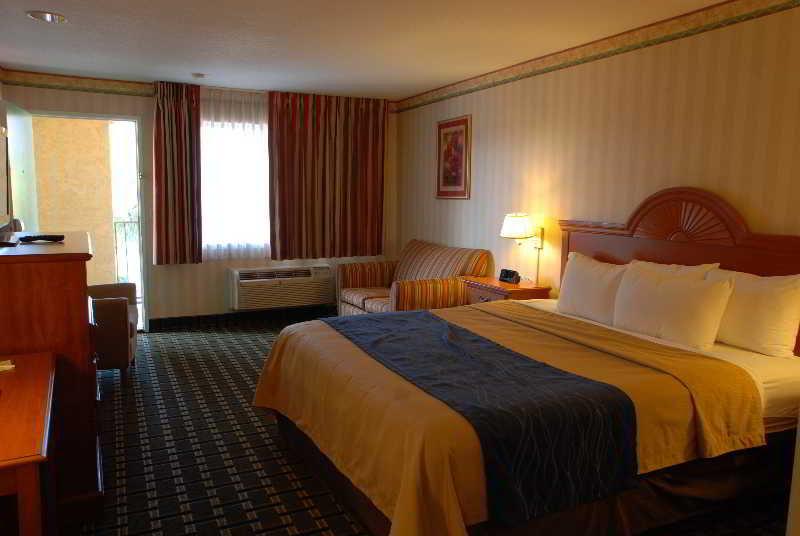 Stanford Inn & Suites Anaheim Luaran gambar